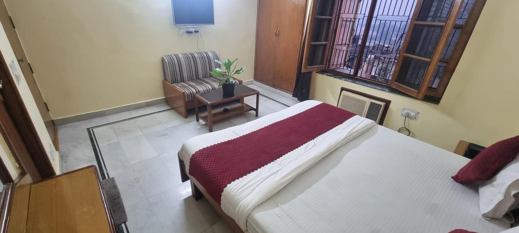 Hotel Har Ki Pauri By Around Stays Haridwar Exterior photo