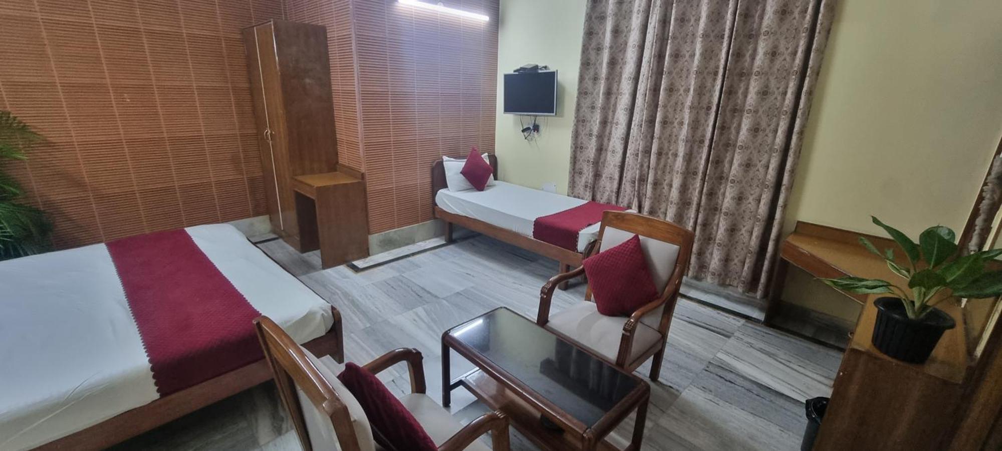 Hotel Har Ki Pauri By Around Stays Haridwar Exterior photo