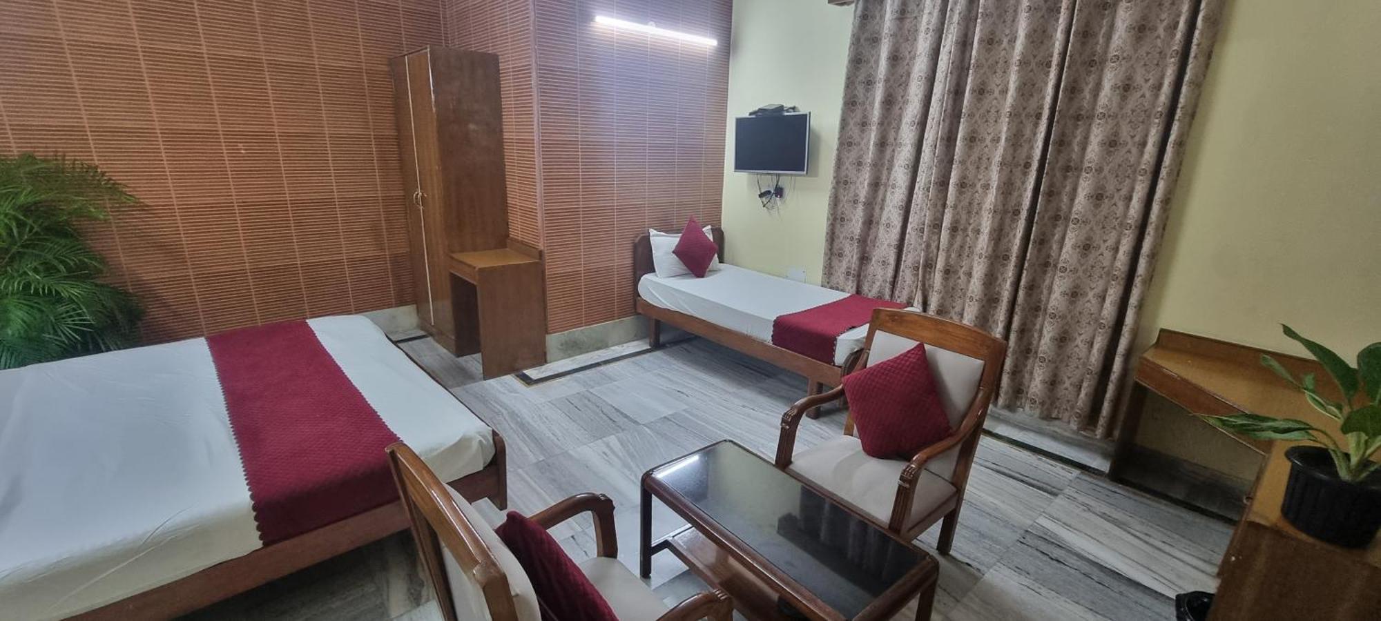Hotel Har Ki Pauri By Around Stays Haridwar Exterior photo