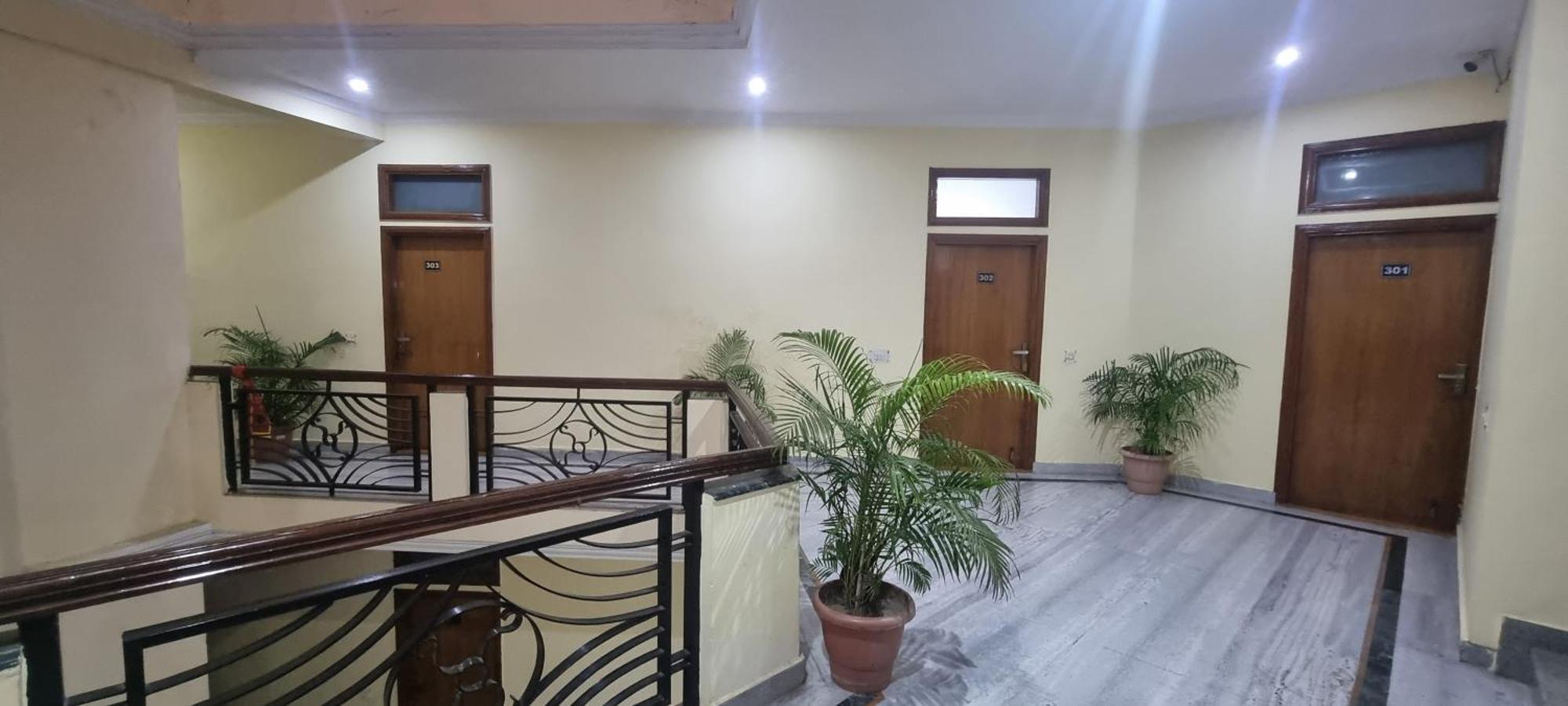 Hotel Har Ki Pauri By Around Stays Haridwar Exterior photo